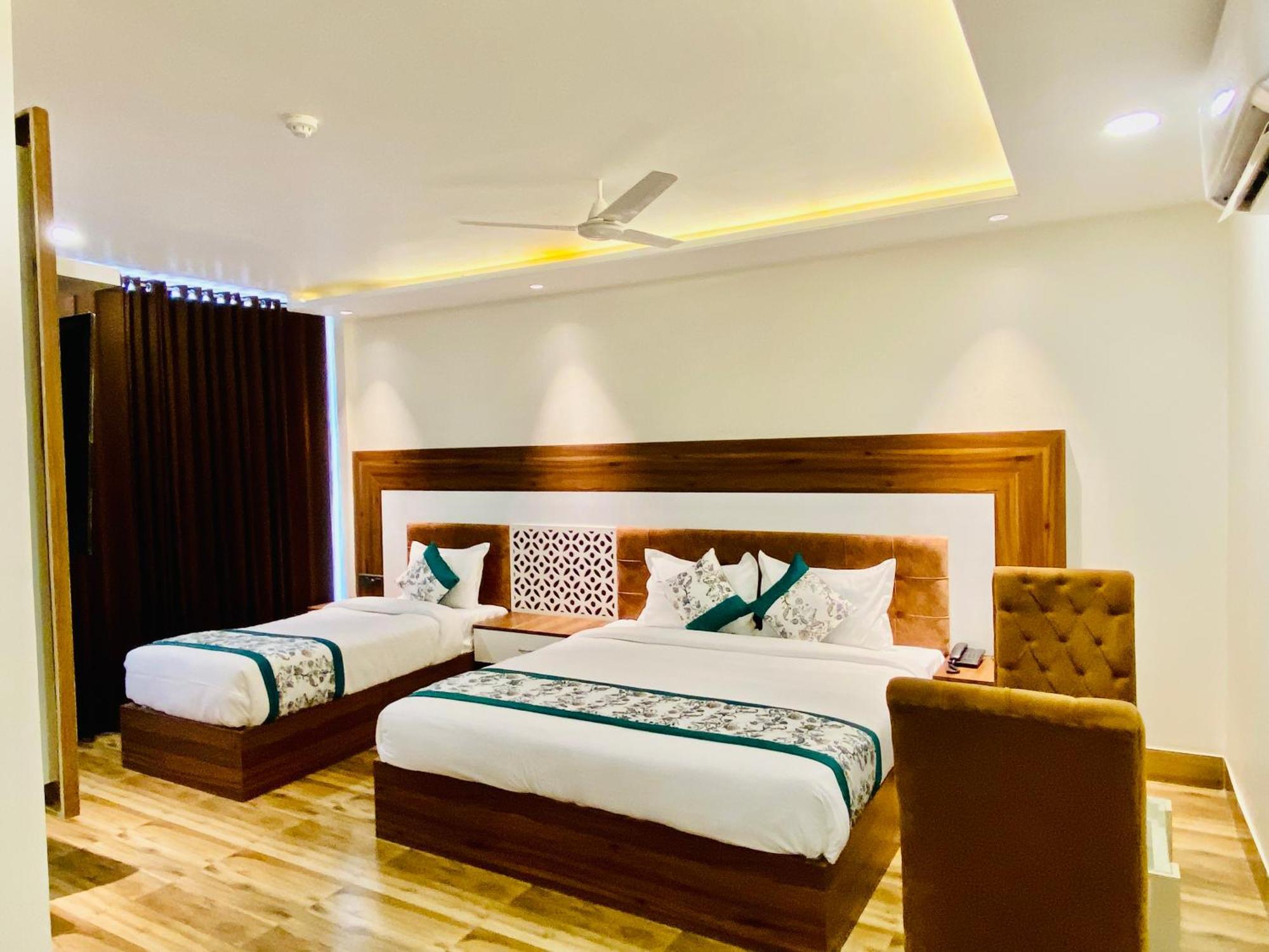 Hotel White House Walking Distance From Golden Temple- With Parking Amritsar Exteriör bild